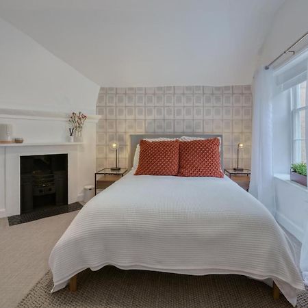 Beautiful Apartment On The Historic Rows Chester Eksteriør billede