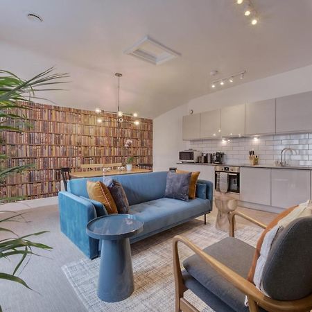 Beautiful Apartment On The Historic Rows Chester Eksteriør billede