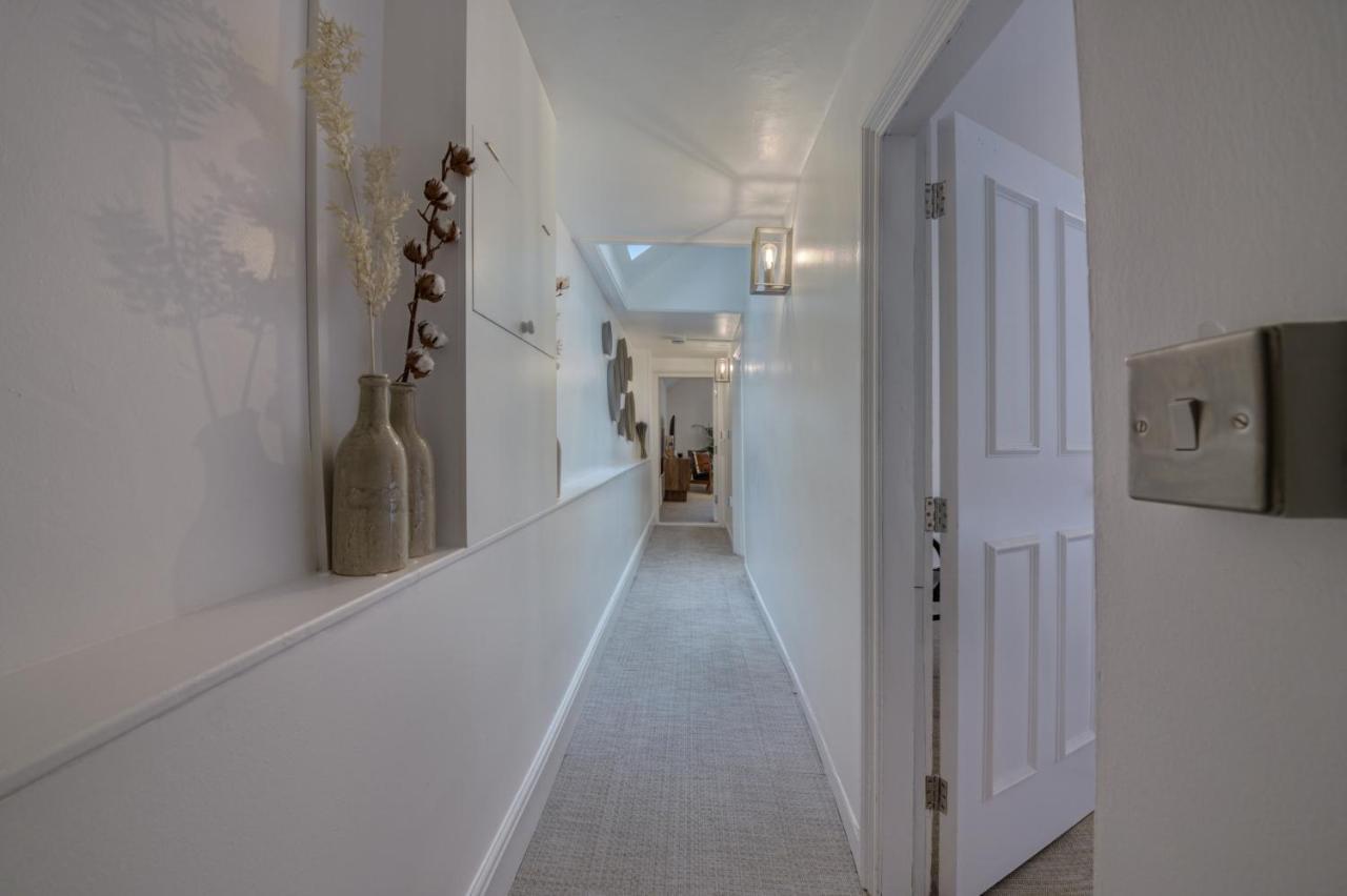 Beautiful Apartment On The Historic Rows Chester Eksteriør billede