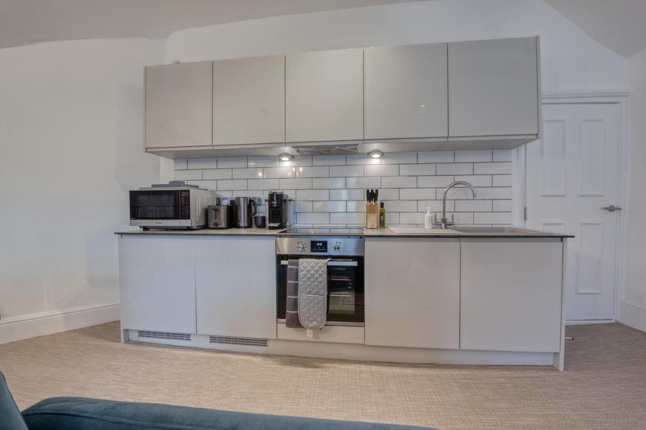 Beautiful Apartment On The Historic Rows Chester Eksteriør billede